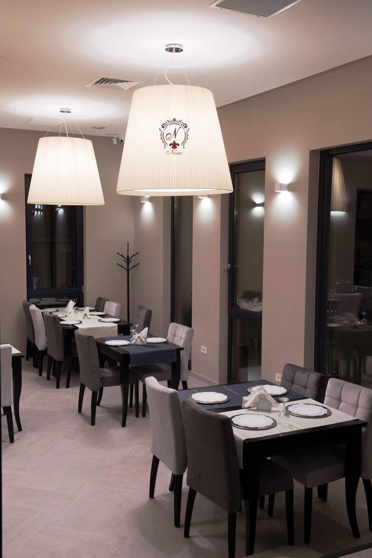 Pensiunea Nora Prestige Clasic Affittacamere